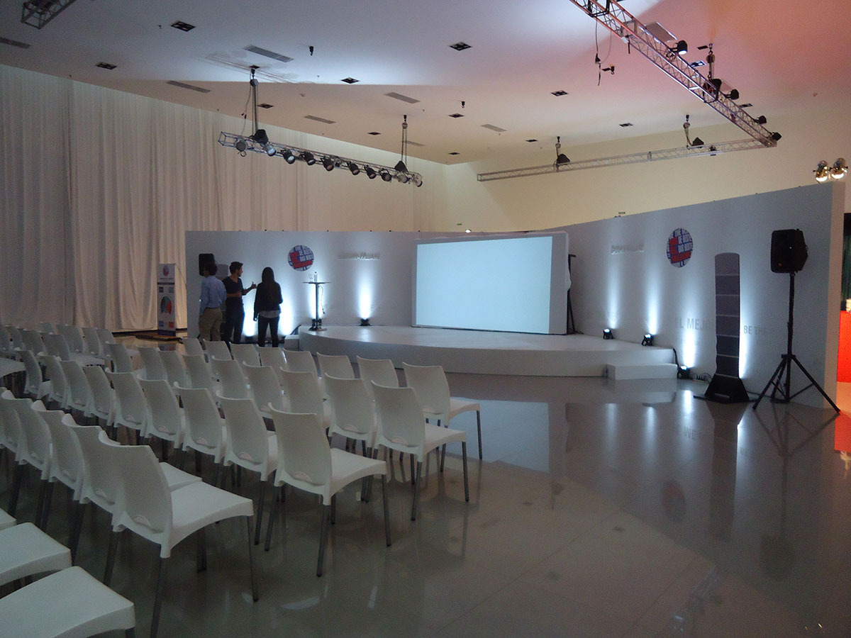 STANDS EN EVENTO PARA SHERWIN WILLIAMS